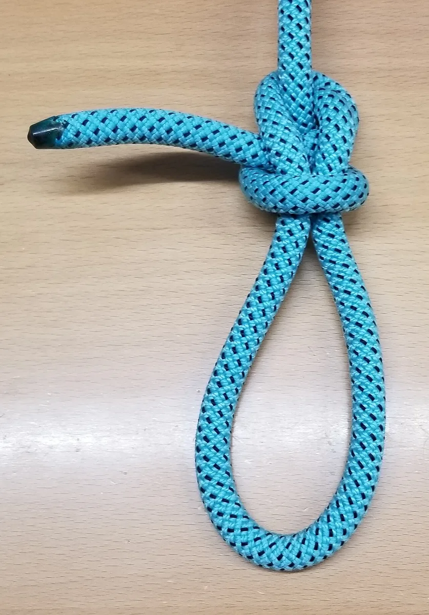 Alça perfeita apertada (demonstração com cordão).