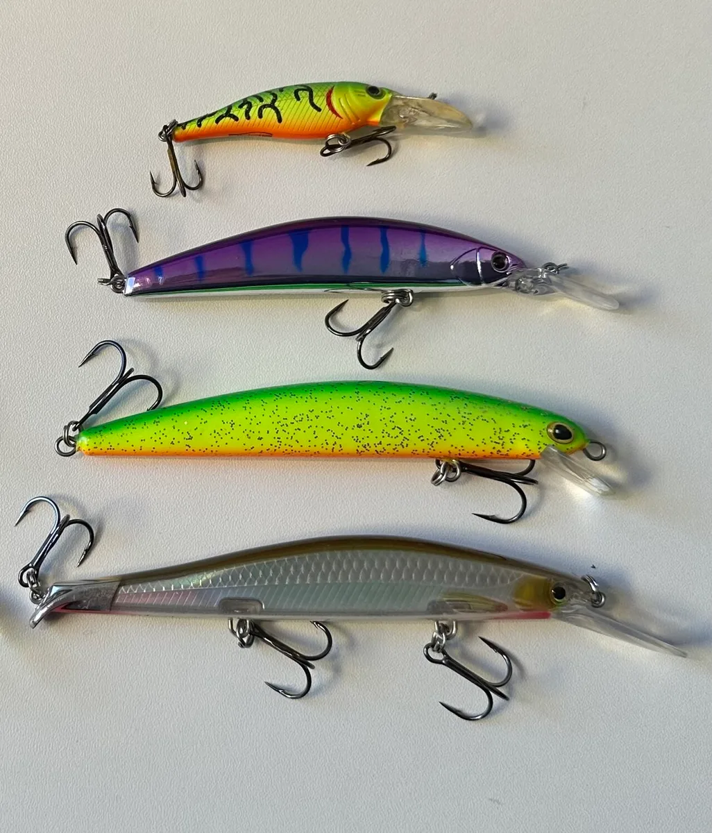 Jerkbaits alongados, pensados para trabalhar aos esticões.