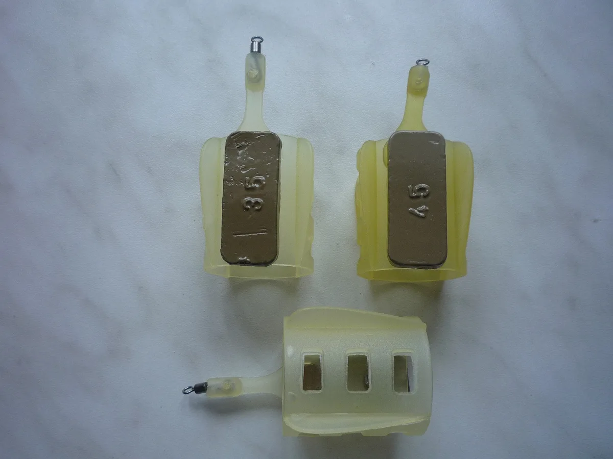 Alimentadores (feeders) de 35 e 45 g